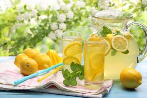 Beneficios de beber agua con limón - Parte 2