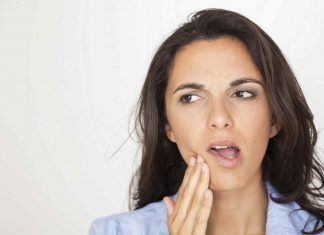 causas de los dientes sensibles