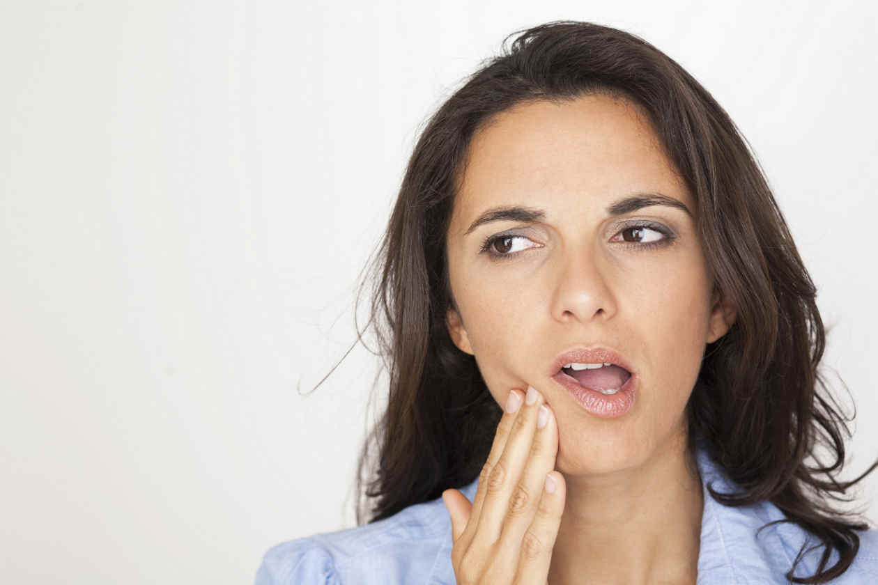 causas de los dientes sensibles