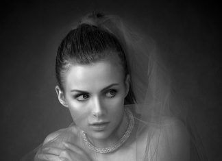 ¿Alguna vez has escuchado hablar de las parafilias? pues si no has leído sobre ellas; acá te lo explicamos. Las parafilias son aquellas conductas o desviaciones sexuales que se presentan, cuando el deseo y placer que la persona experimentan dependen de objetos, fetiches, situaciones, comportamientos o cualquier cosa. Se considera un trastorno; cuando éste representa un estado de angustia para la persona que lo padece, y amenaza con dañar a otra.