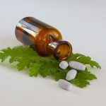 Medicina alternativa ¿es mi opción si no me gustan los fármacos? La medicina alternativa y complementaria cada vez toma más fuerza entre los grupos sociales.