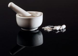 ¿Para qué se usa la Risperidona? La Risperidona; es un medicamento perteneciente al grupo de fármacos indicados para combatir cambios en el estado de ánimo