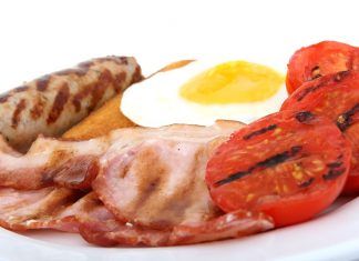 El tocino, el jamón y las salchichas son potencialmente cancerígenos.