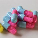 AINES – es el nombre que se le da al grupo de medicamentos conocidos como antiinflamatorios no esteroideos.