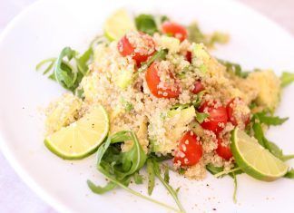 La Quinoa; un alimento que desde la época prehispánica era consumido, y es considerado desde entonces más que un alimento, una proteína, con un alto contenido en aminoácidos, que son esenciales para el ser humano. Podemos destacar también; que contiene un gran aporte en grasas, además del alto porcentaje en ácidos grasos, que hacen bien a nuestro organismo.