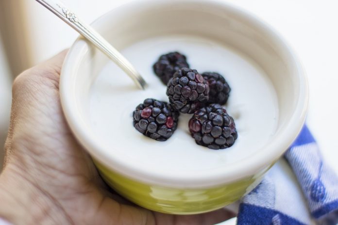 El consumo de yogur reduce el riesgo cardiovascular