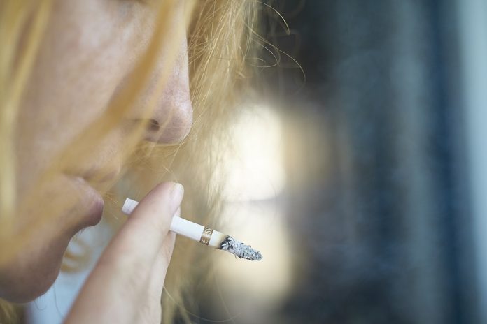 La infertilidad y la menopausia a causa de fumar