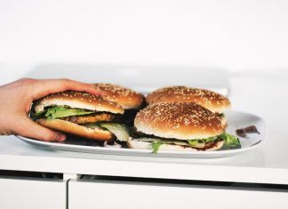 Cuando sentimos hambre, ¿será hambre emocional o será hambre física? Cuando sentimos hambre