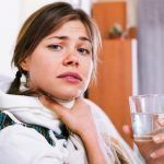 Cura el malestar de garganta con té garganta