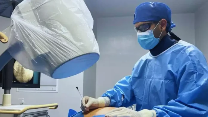 Cirugía asistida por tecnología Cirugía asistida por tecnología