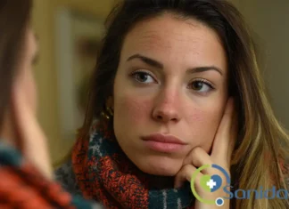 Rosácea en verano: guía práctica para elegir la crema que tu piel realmente necesita cómo elegir la mejor crema para tratar la rosácea