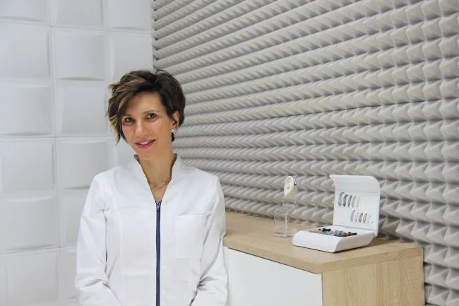 Pilar Martínez, audioprotesista en Valencia